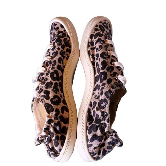 Time And Tru Women's Shoes Size 6.5 Leopard Print Brown Tan Memory Foam   - Picture 8 of 10
